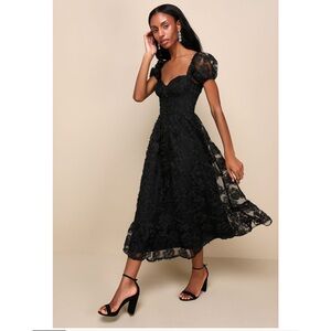 Lulus Notable Elegance Black Mesh Floral Applique Bustier Midi Dress NWT Small
